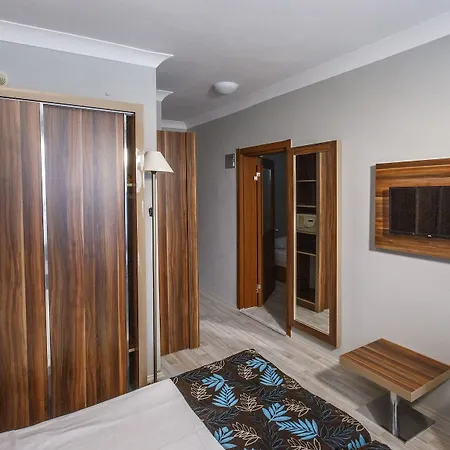 Polat Alara 3* Okurcalar